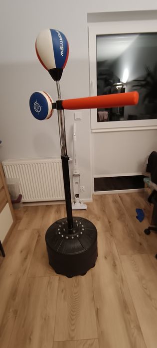 Stojak do boksu i sportów walki