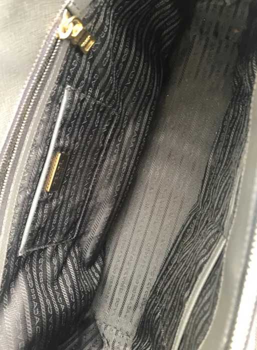 Prada - torebka z certyfikatem oryginalności