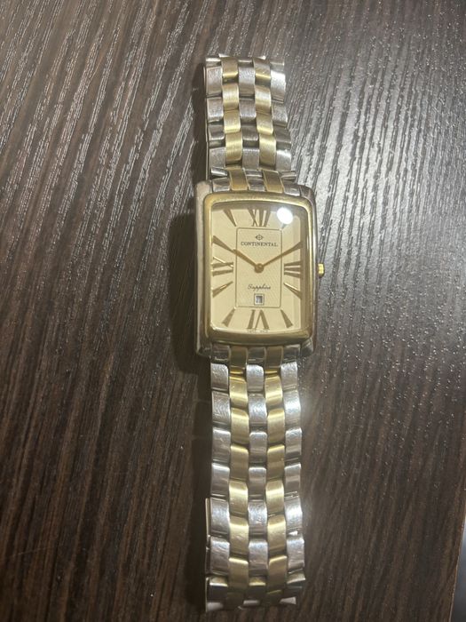 Годинник continental