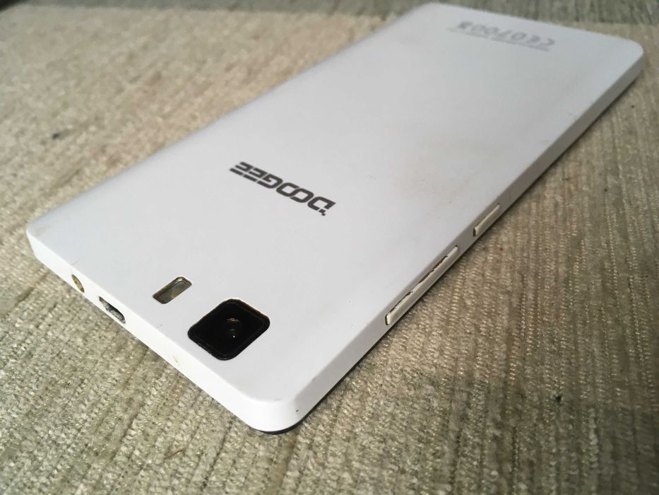 Смартфон Doogee x5 Гарний стан для дитини