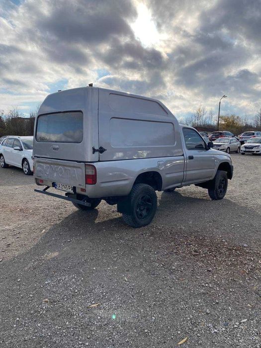 Toyota Hilux Pick Up 2005 рік, 2.8 дизель [Перший внесок від 20%]