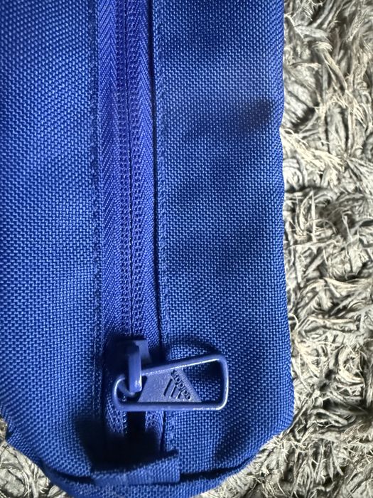 Kosmetyczka Adidas Champion League, stan jak nowa
