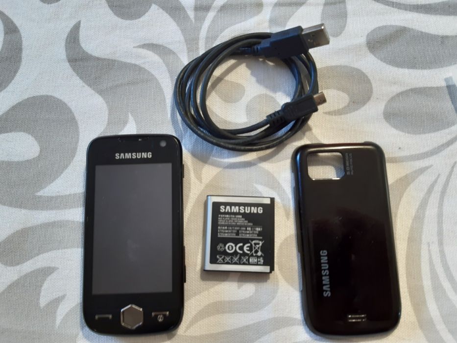 Telemóvel Samsung S8000 Preto [URGENTE]