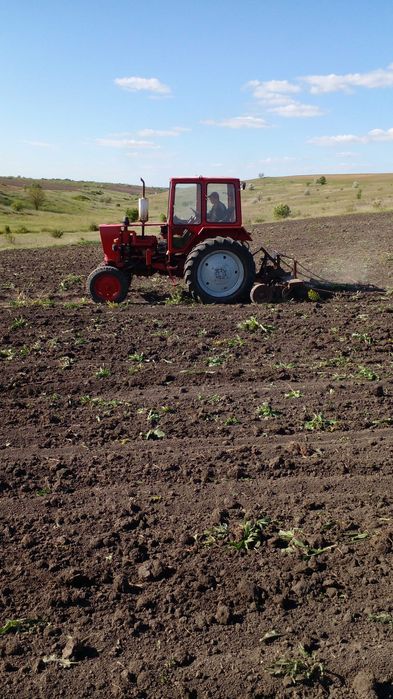 Продам двигун до Т-40.