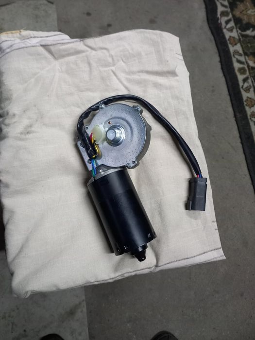 Моторчик двірників MAN TGX