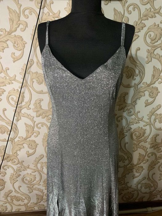 Святкова сукня.Торг