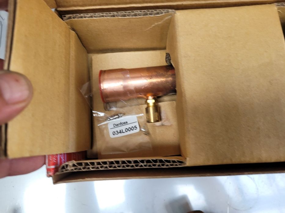 Zawór odcinający Danfoss GBC 28s lutowany