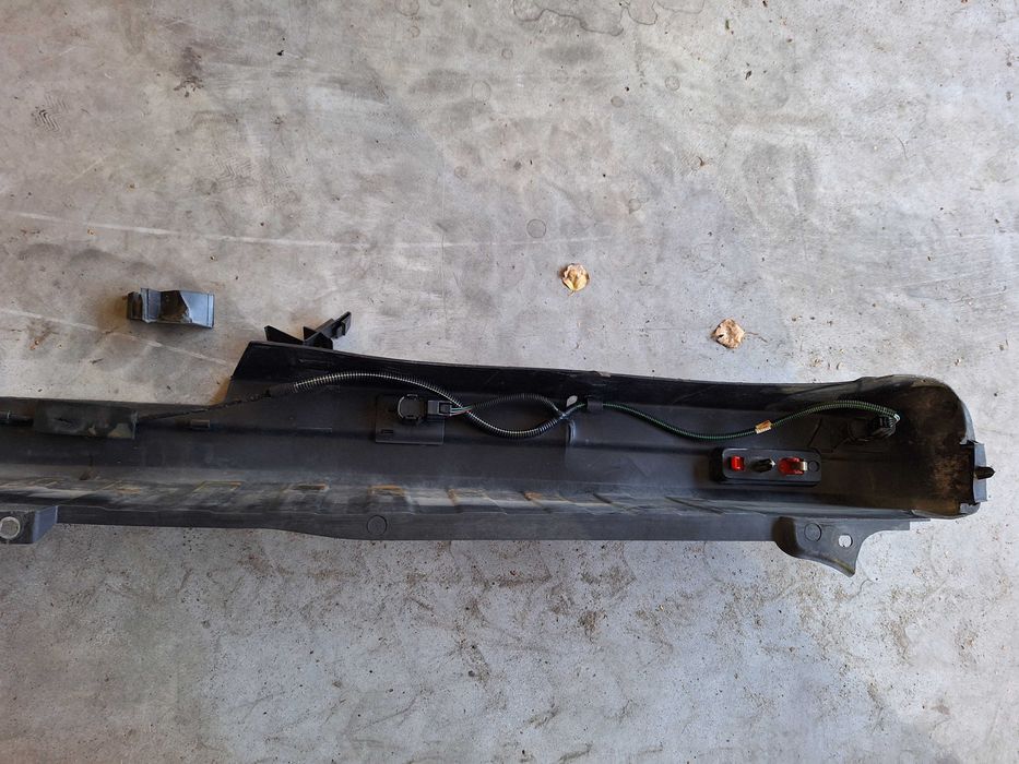 Zderzak tylny vivaro trafic nv300PDC  14-