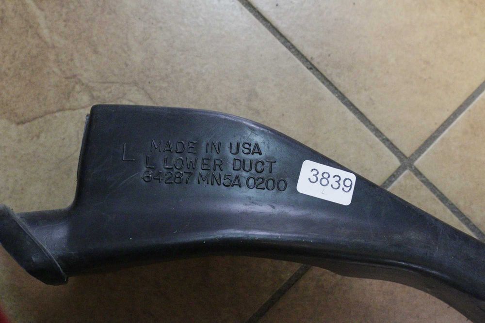 3839 Lewy dolny wlot powietrza Honda Goldwing GL 1500
