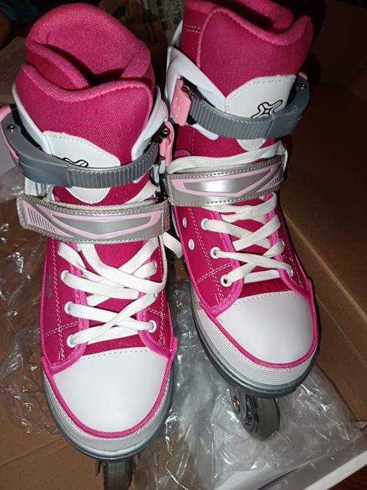 Vendo patins rosa