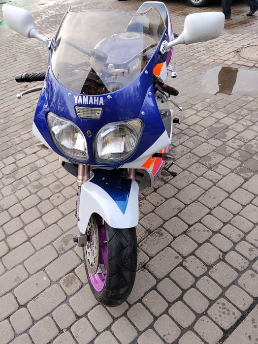 Продам YMAXA YZF750R