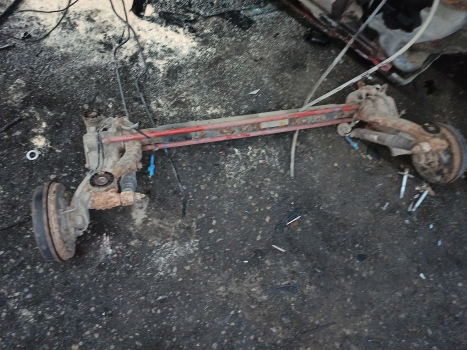 Belka zawieszenia tył Peugeot 206 super kondycja