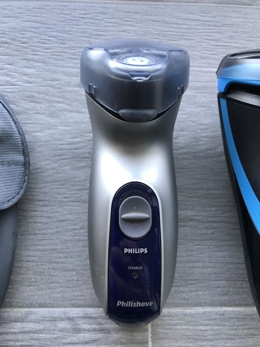 2 Maquina barbear philips (sao duas maquinas)