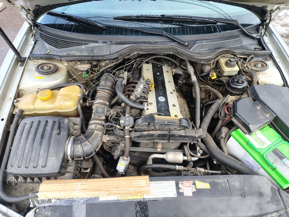Opel Omega B 1999 2.0 Газ Бензин