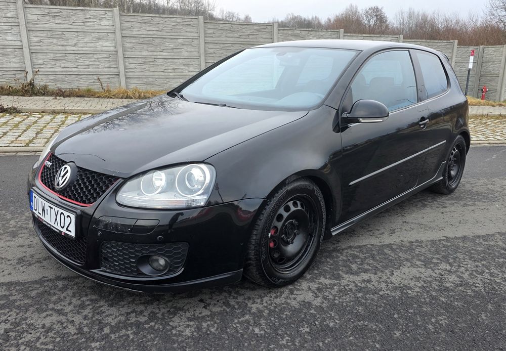 Golf 5 GTI !! 2.0 turbo 200 koni.  Długie opłaty!!