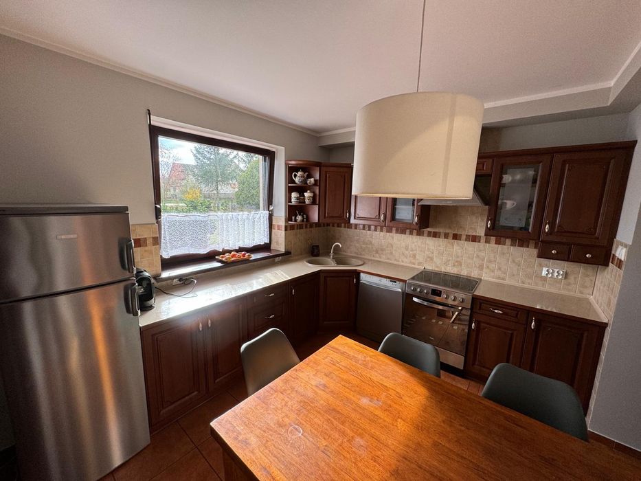 Duży i elegancki dom w miejscowości Jeziorna wynajem do 12 osób