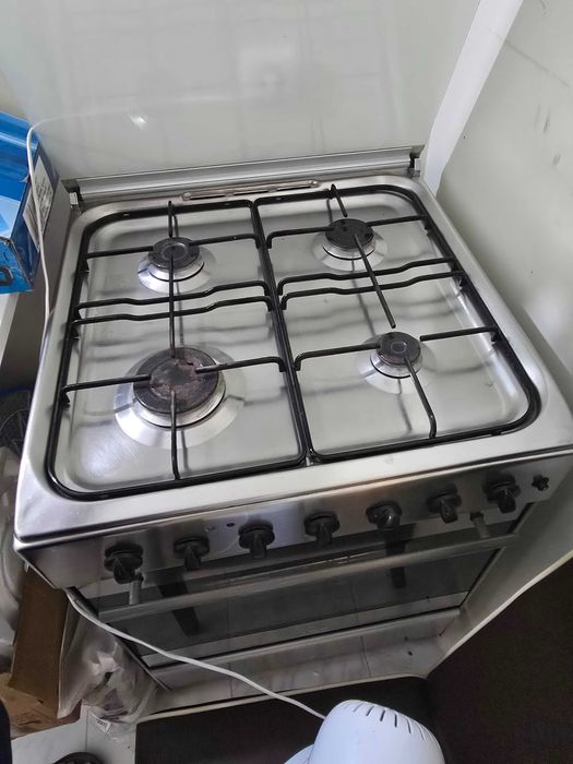 Fogão Meireles gas e forno electrico