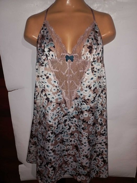 Halka Triumph  38  koszulka seksowna bielizna jak nowa