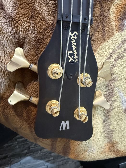 Warwick Streamer LX 4 Fretless Bass
