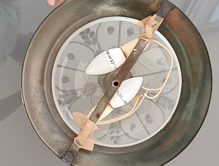 2 Candeeiros de teto em bom estado