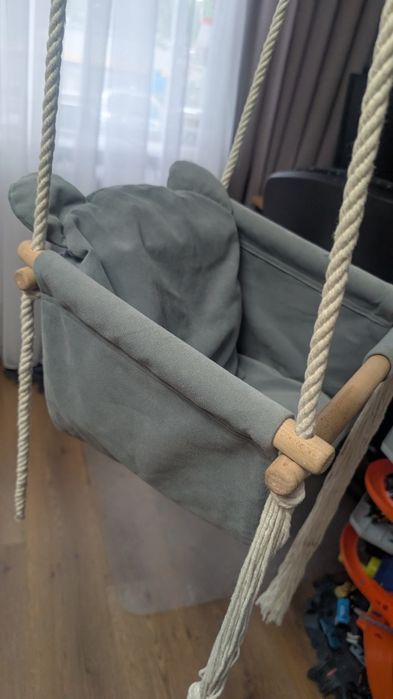 Huśtawka welurowa miś wisząca szara