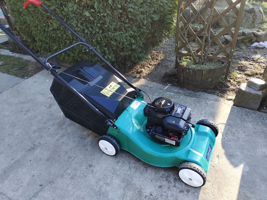 Газонокосарки бензинові косарки самохідні Briggs Stratton Honda Toro