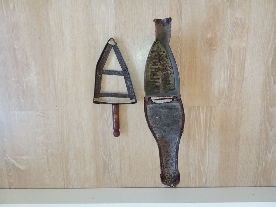 Ferro de Engomar Antigo