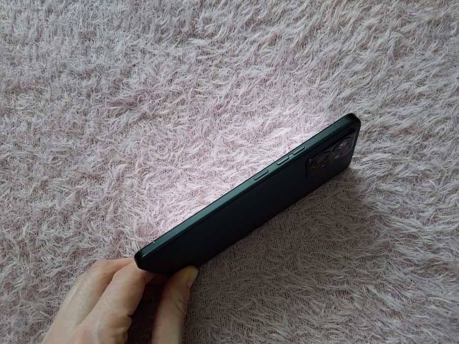 Think phone 8/256 lenovo thinkphone by motorola