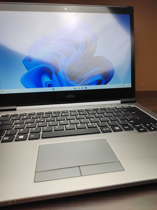 DOTYKOWY LAPTOP | Fujitsu U745 | i5-5GEN | 12GB RAM | 4G LTE | Win11