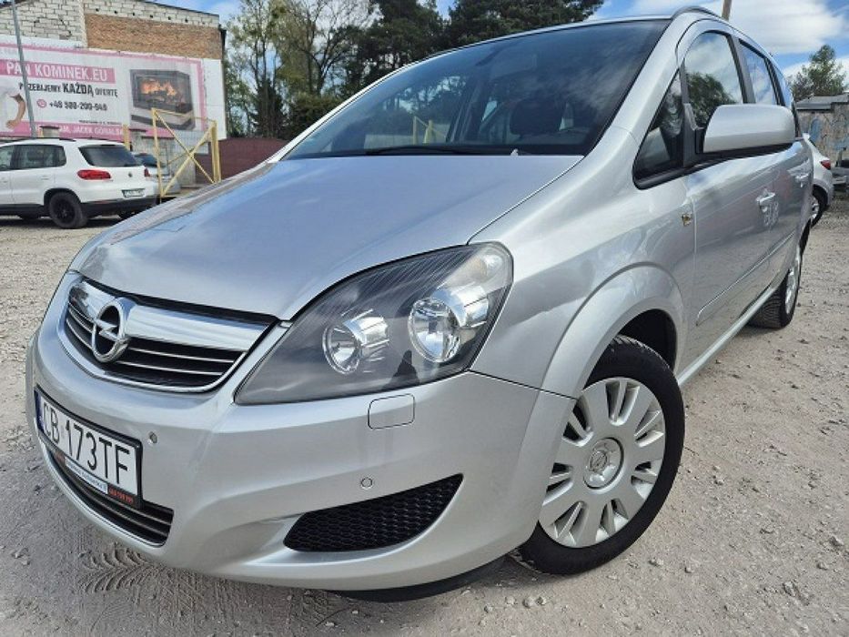 Opel Zafira Bogata wersja* Zarejestrowany* Zadbany