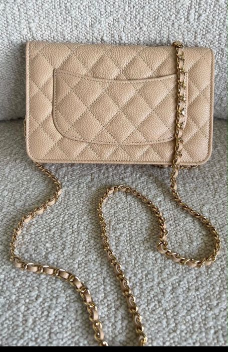 Chanel wallet on chain woc