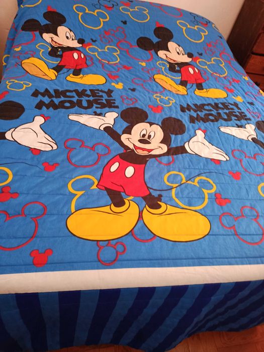 Colcha Edredon meia estação Mickey