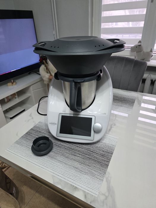 Sprzedam Thermomix 6