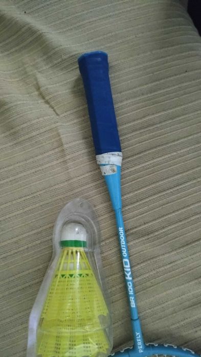 2 Raquetes badminton + 2 penas