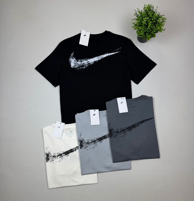 Футболка Nike Swoosh майка найк свуш