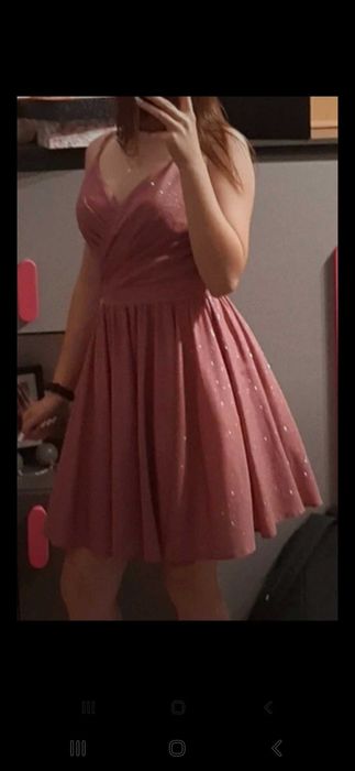 Sukienka wiczorowa brokatowa, krótka