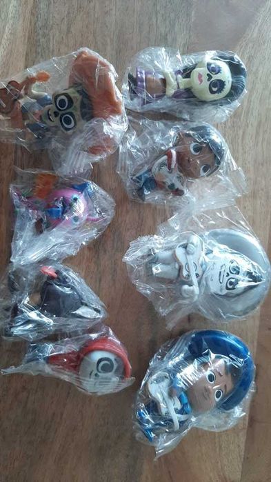 8 Disney Pixar Coco & Moana (Vaiana) Figurines64740469500161122