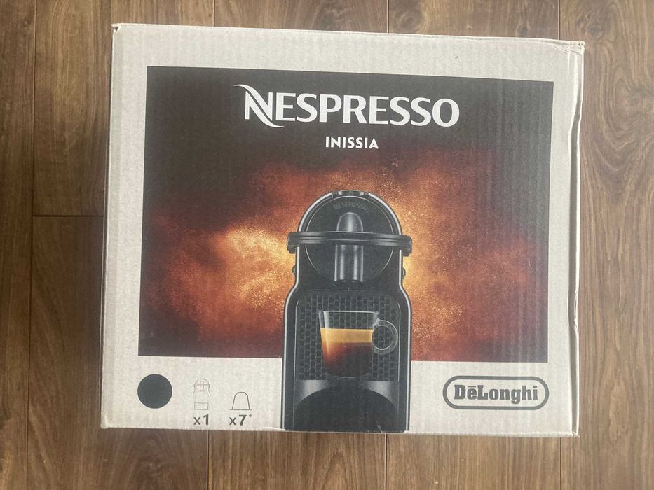 De'Longhi Inissia EN 80.B 19 bar 1260 W czarny NOWY