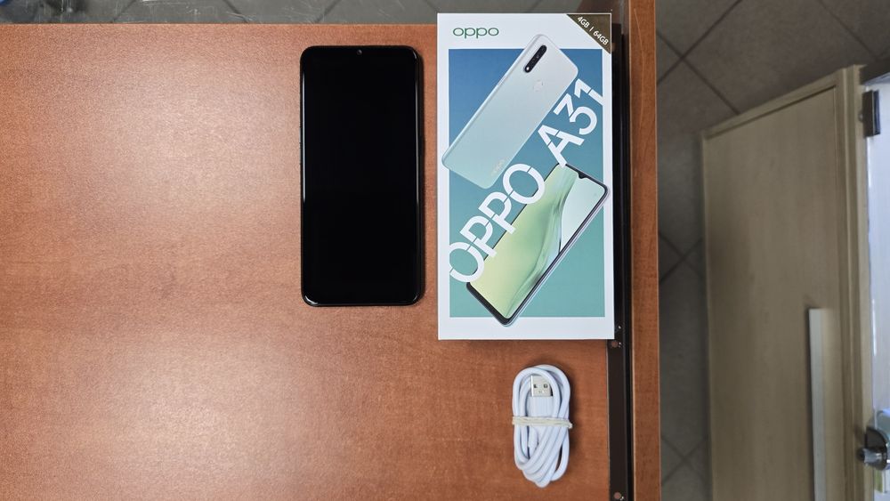 Oppo A31 Dual Sim 64GB/4GB RAM czarny, stan bdb