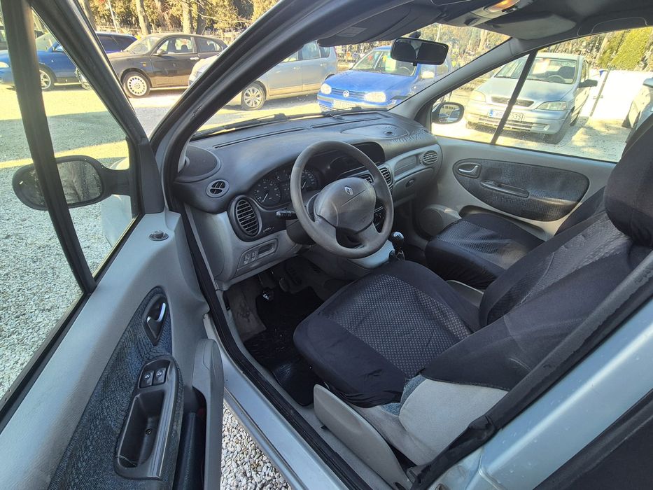 Renault Scenic 1.6 LPG długie Opłaty klimatyzacja