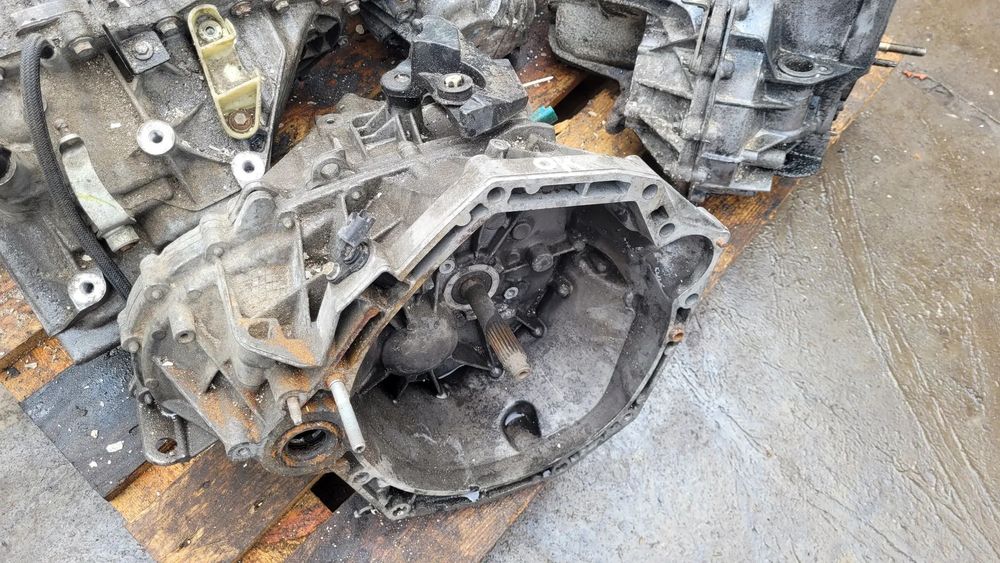 Skrzynia biegów Renault LAGUNA III 1,5 DCI 2009r 6-bieg manual TL4A013