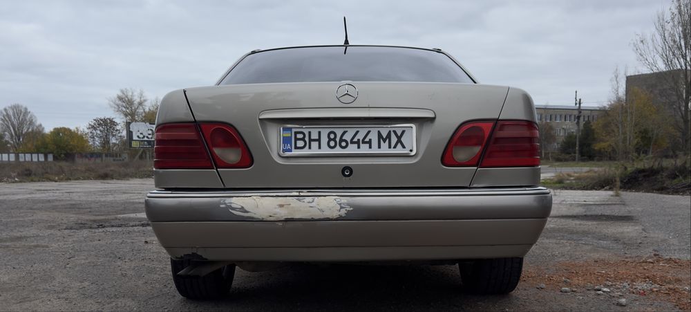 Мерседес бенс е-клас w210