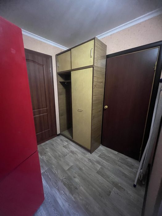 Продам будинок з ремонтом та земельною ділянкою