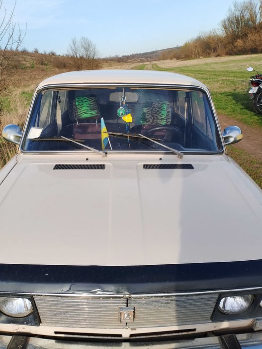 Продам авто ваз 2106