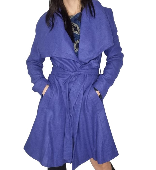 Granatowy płaszczyk louche rozmiar s 36