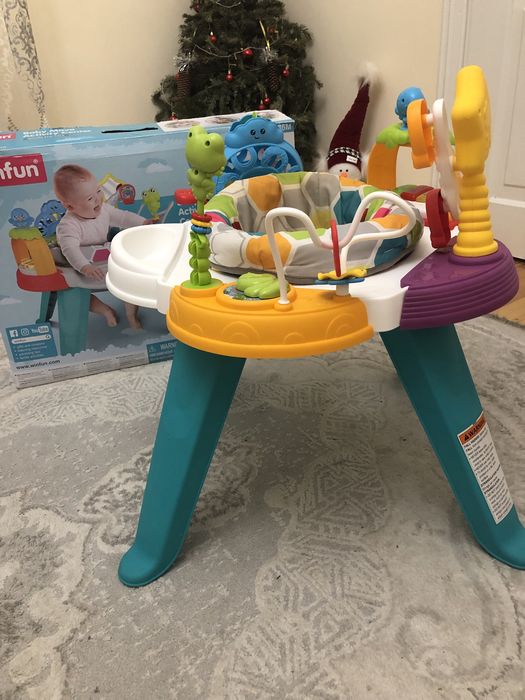 Дитячий ігровий центр/столик для годування