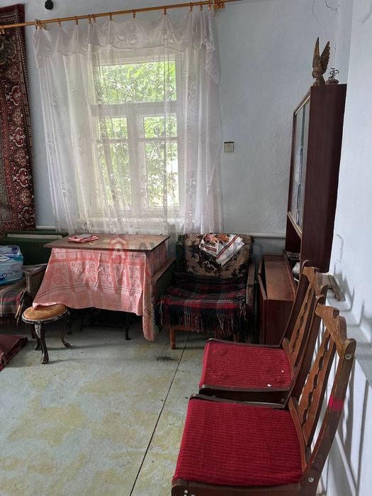 Затишний будинок біля Хмельницького