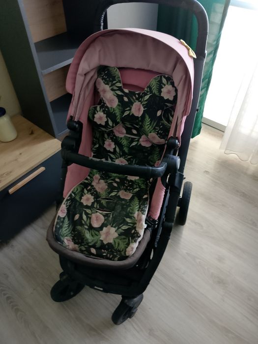Sprzedam wózek spacerowy