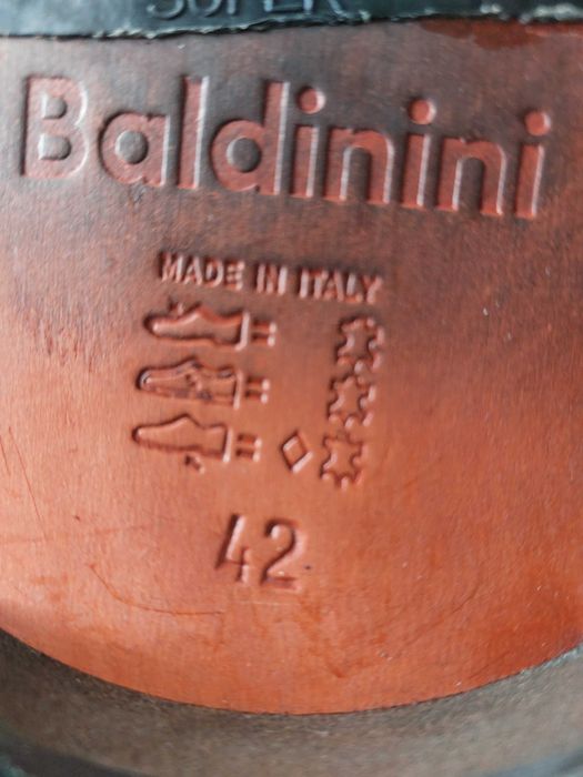 Продам туфлі чоловічі