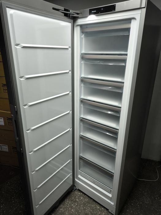 Zamrażarka Miele FNS 4882 D Stal szlachetna A+++
